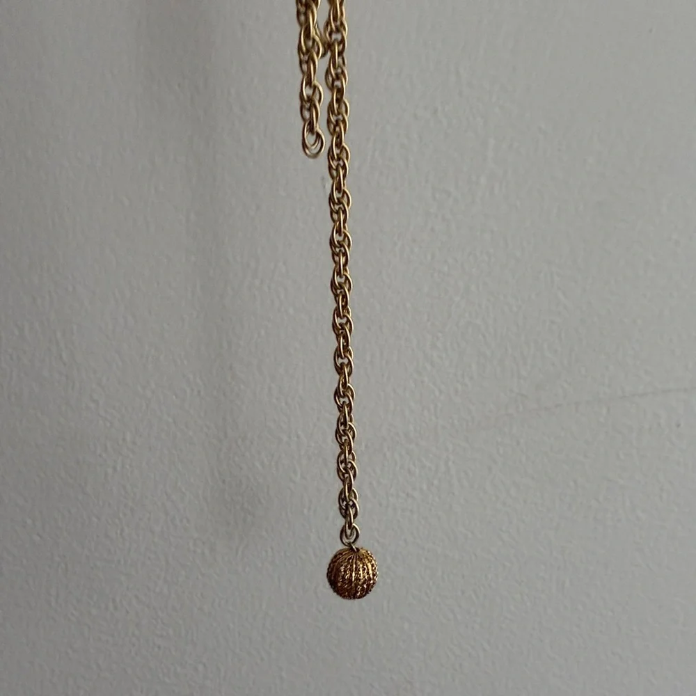 Vintage Gold Chain Belt - Picture 2 of 4